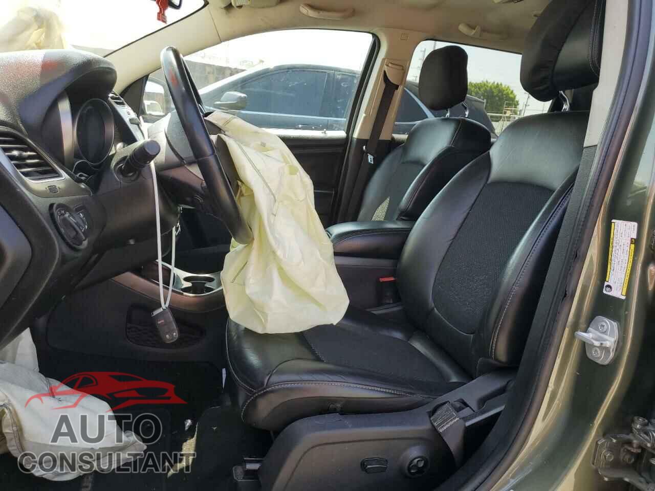 DODGE JOURNEY 2017 - 3C4PDCGG3HT522661
