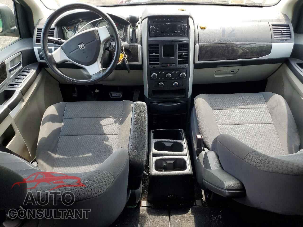 DODGE CARAVAN 2010 - 2D4RN5D11AR459427