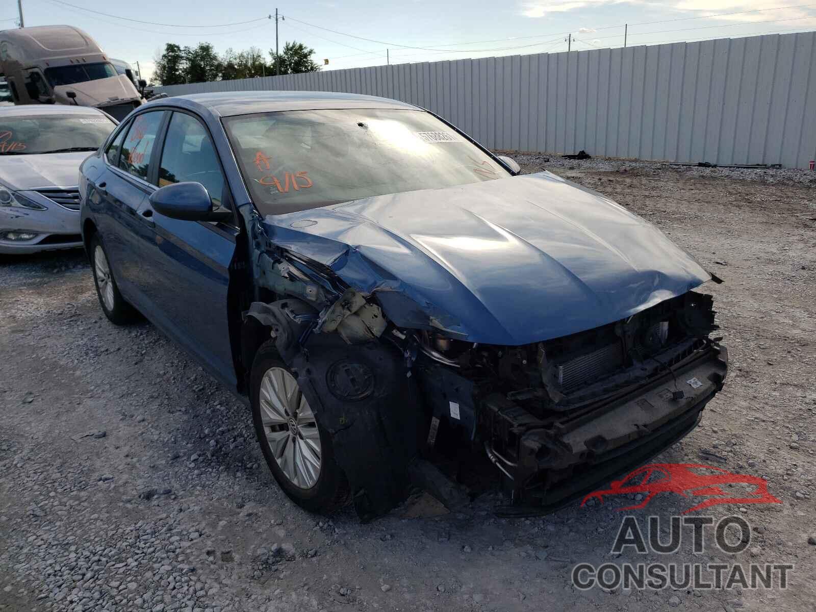 VOLKSWAGEN JETTA 2019 - 3VWCB7BU4KM240293