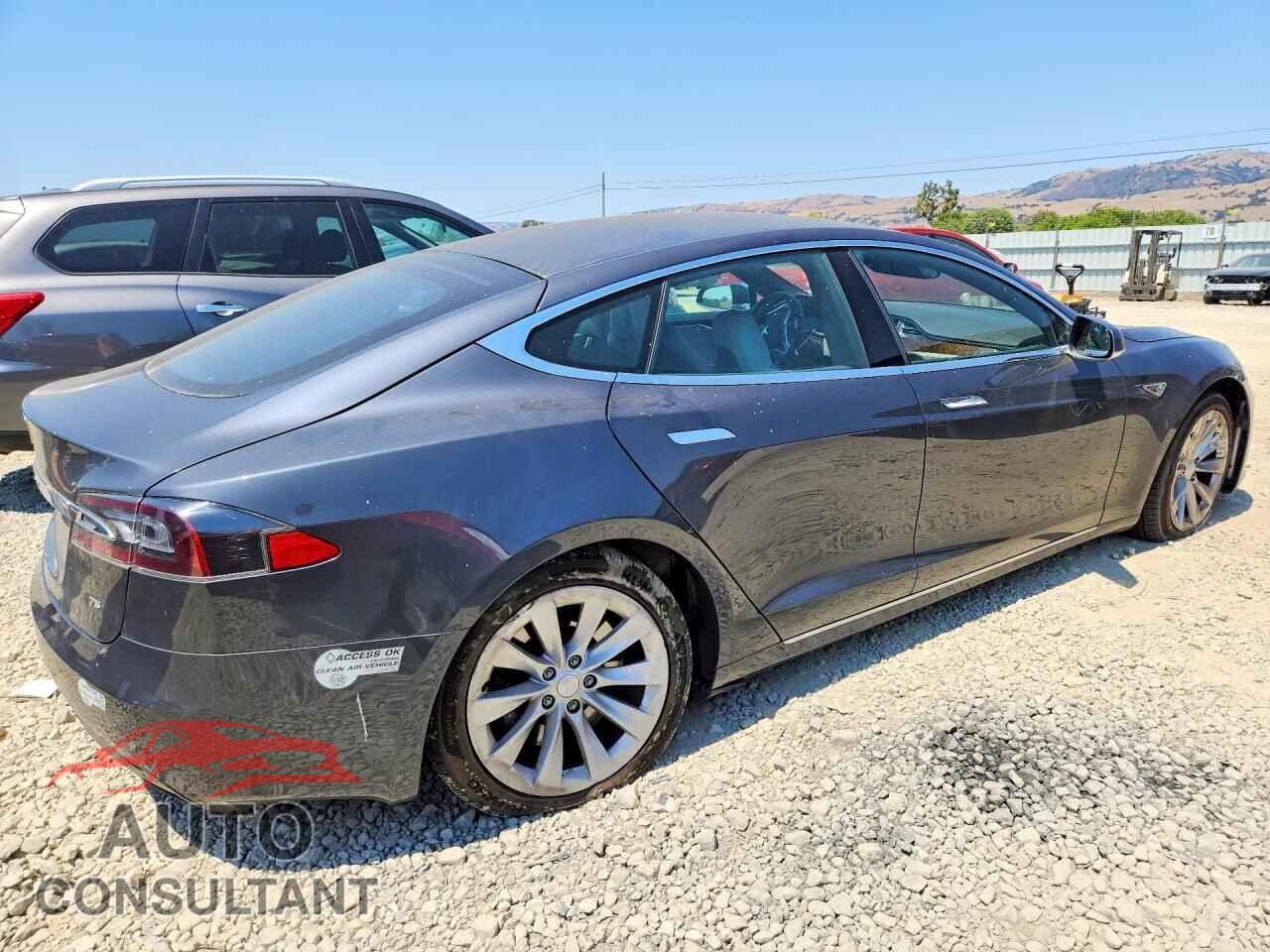 TESLA MODEL S 2016 - 5YJSA1E19GF151329