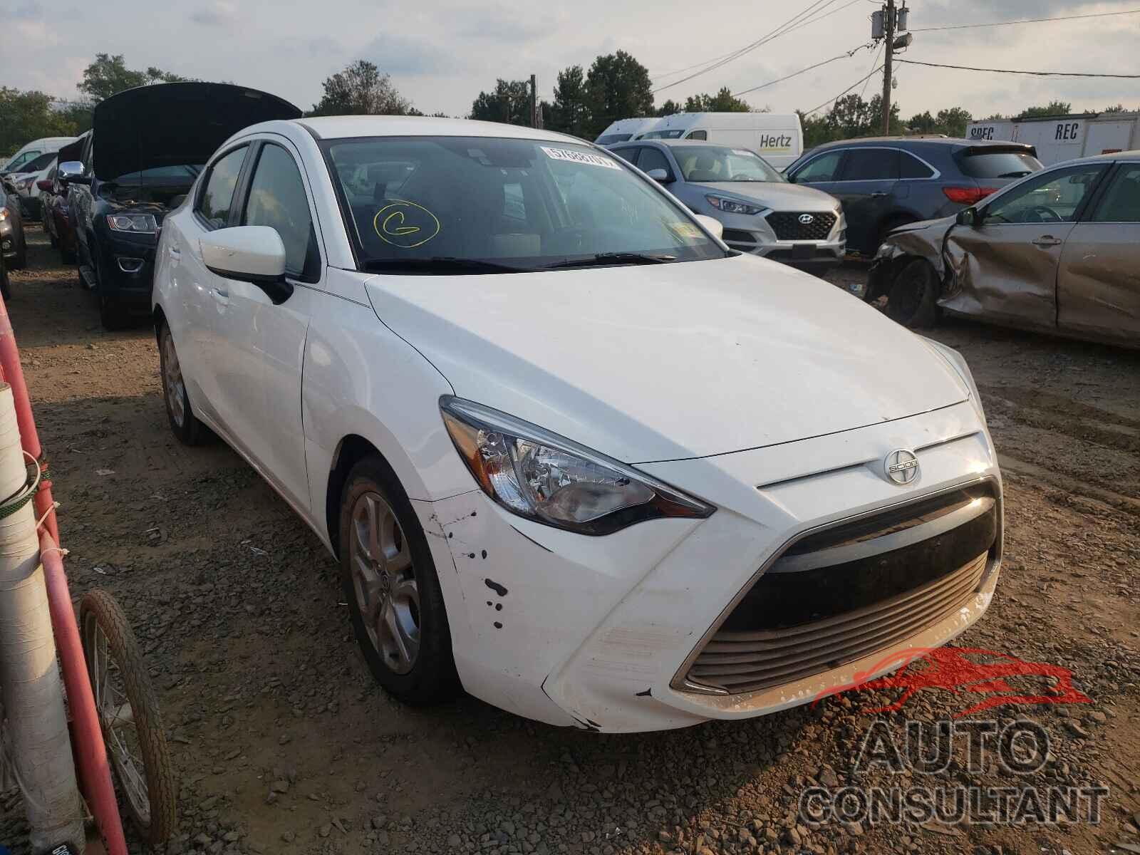 TOYOTA SCION 2016 - 3MYDLBZV2GY109774