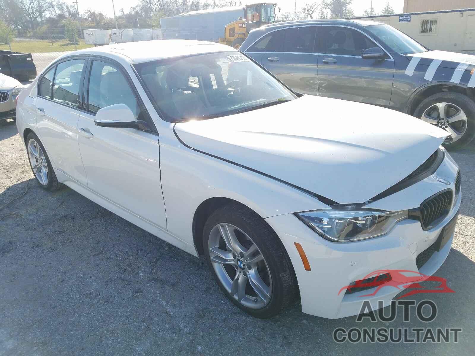 BMW 3 SERIES 2018 - WBA8B7G59JNU95386