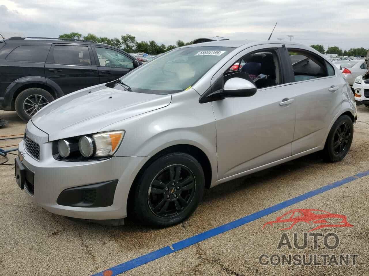 CHEVROLET SONIC 2012 - 1G1JC5SH5C4106395