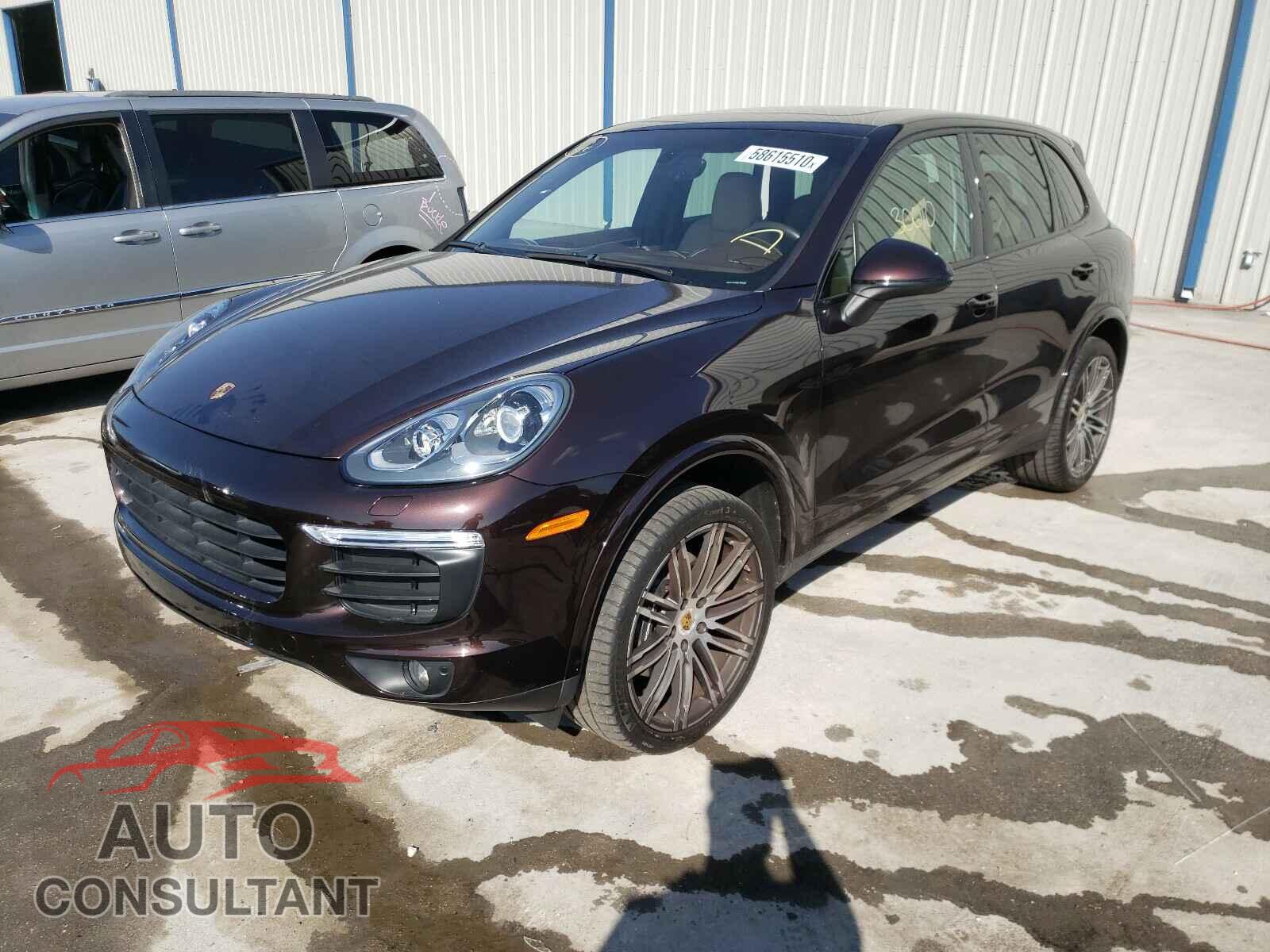 PORSCHE CAYENNE 2017 - WP1AA2A28HKA82460