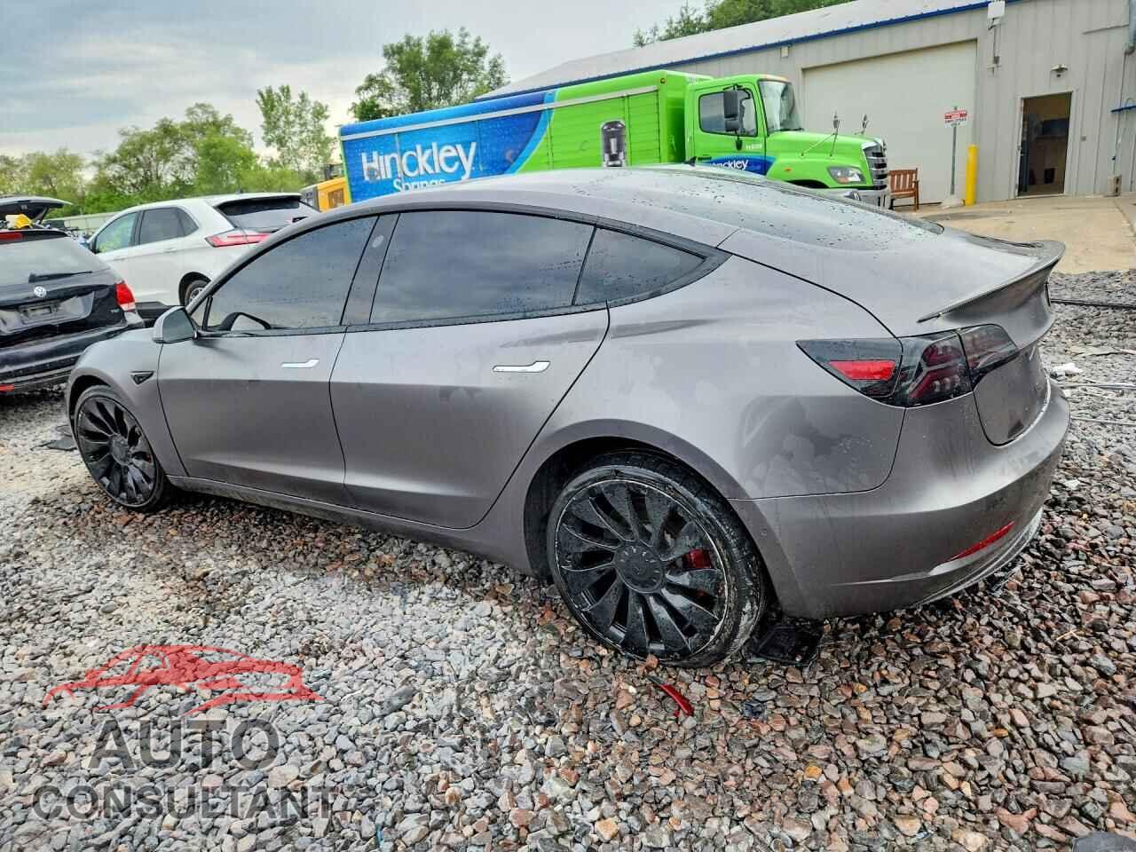TESLA MODEL 3 2018 - 5YJ3E1EB2JF079236
