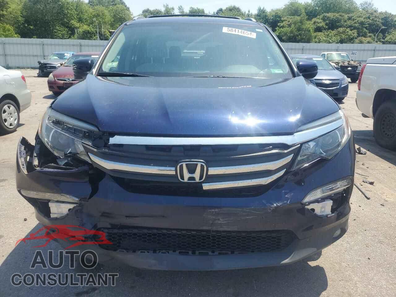 HONDA PILOT 2018 - 5FNYF6H35JB048471