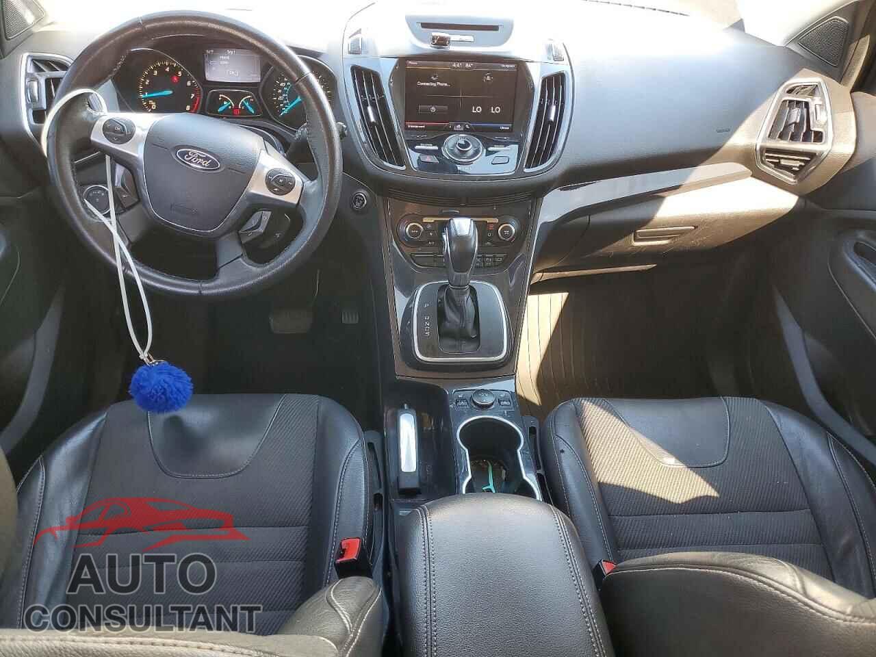 FORD ESCAPE 2013 - 1FMCU9J94DUB20445