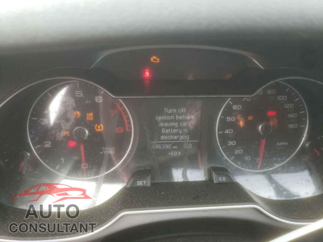AUDI A4 2014 - WAUDFAFL6EA013129