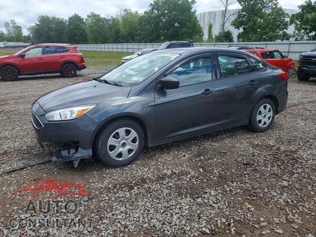 FORD FOCUS 2017 - 1FADP3E23HL279050