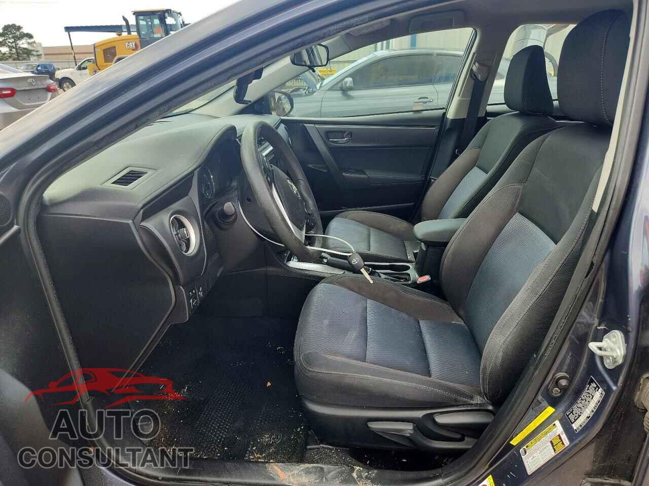 TOYOTA COROLLA 2017 - 5YFBURHEXHP574382