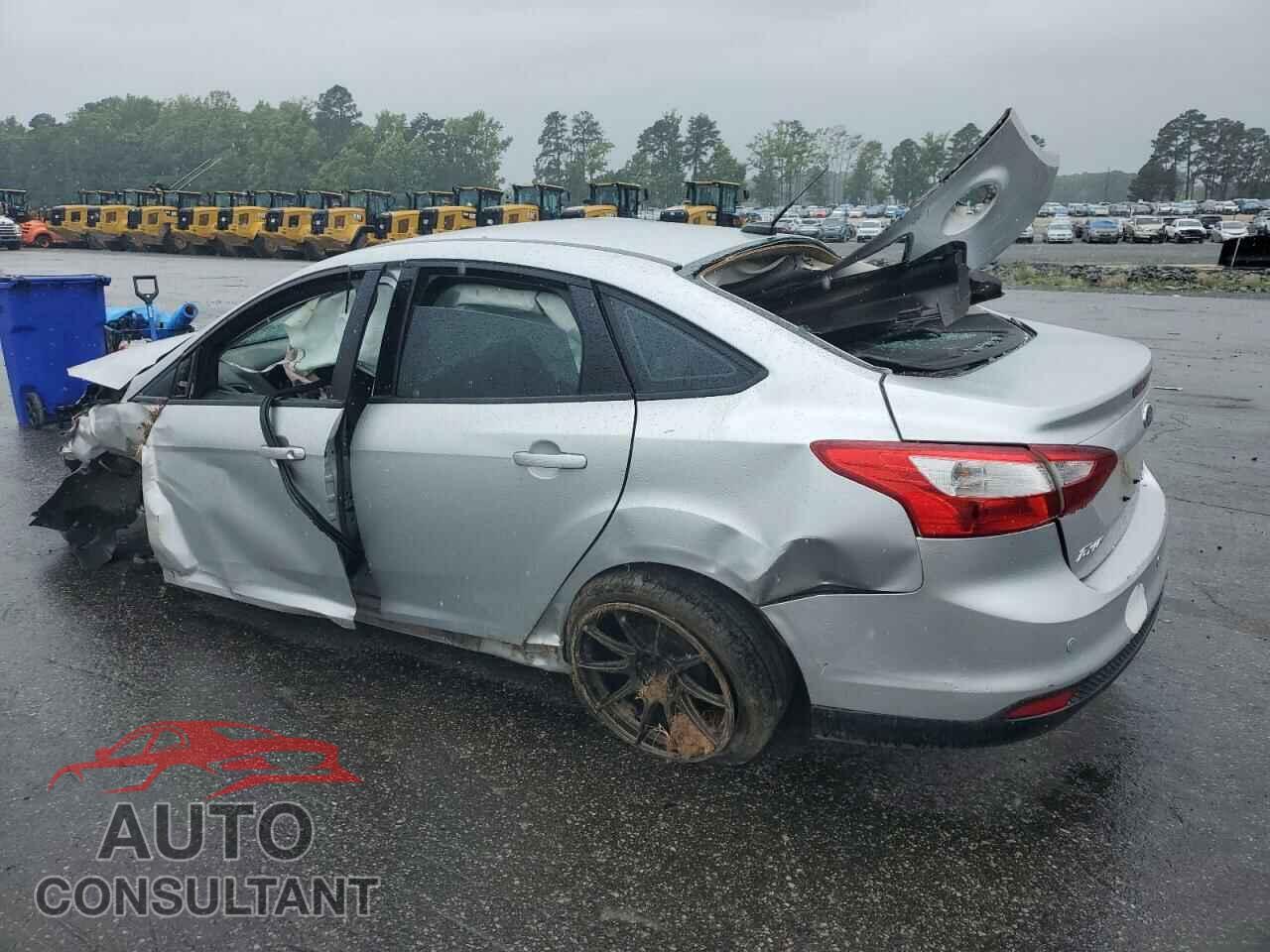 FORD FOCUS 2014 - 1FADP3F2XEL141922