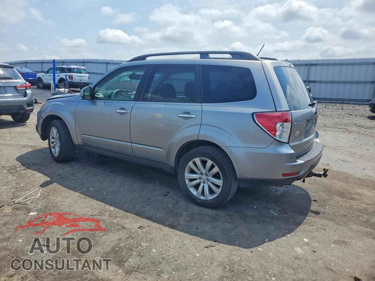 SUBARU FORESTER 2011 - JF2SHBDC2BH772300
