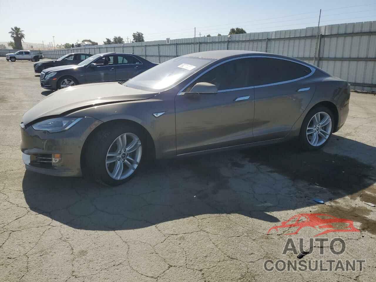 TESLA MODEL S 2015 - 5YJSA1E23FF102165