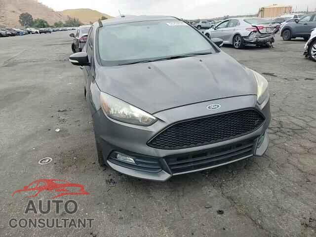 FORD FOCUS 2017 - 1FADP3L91HL266992