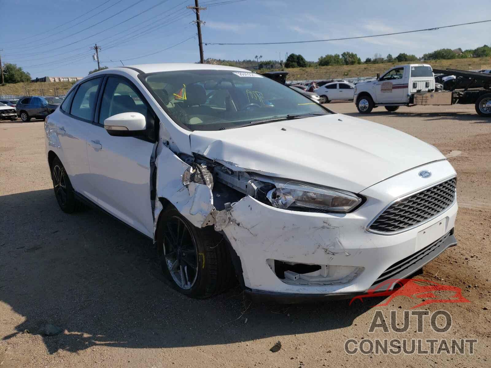 FORD FOCUS 2017 - 1FADP3F20HL328963