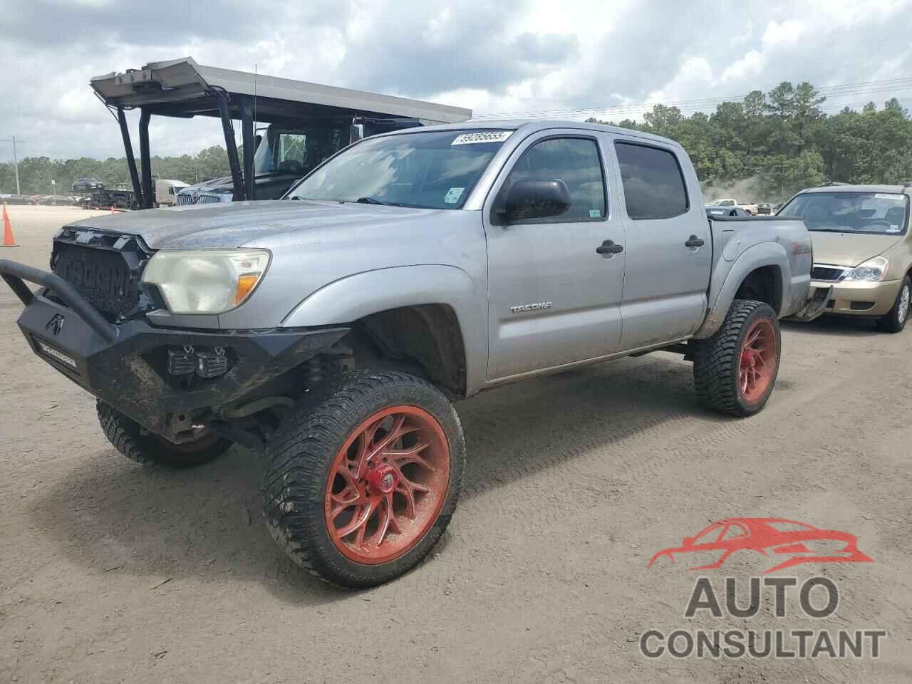 TOYOTA TACOMA 2015 - 5TFLU4EN5FX132006
