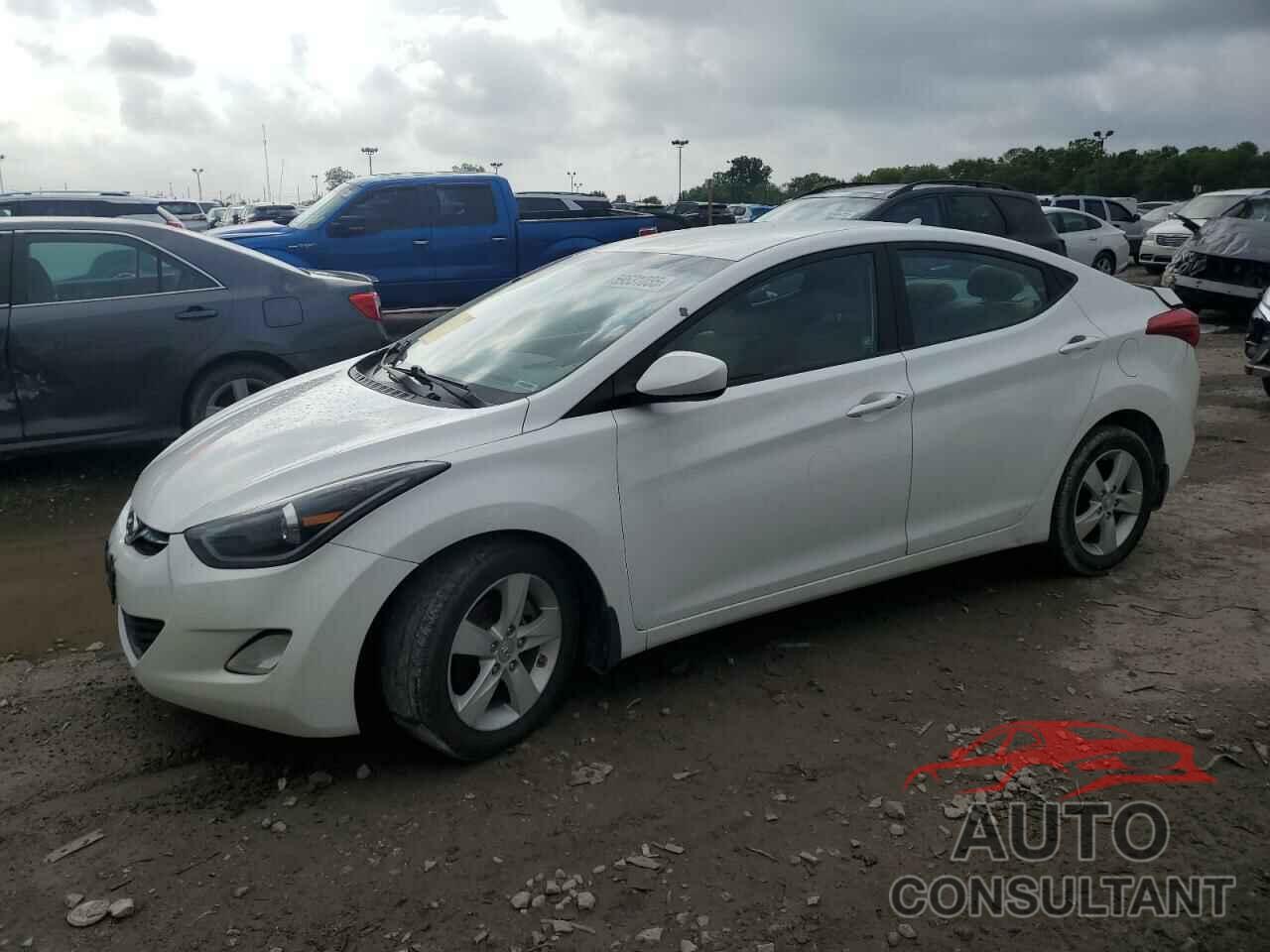 HYUNDAI ELANTRA 2012 - 5NPDH4AE4CH086321
