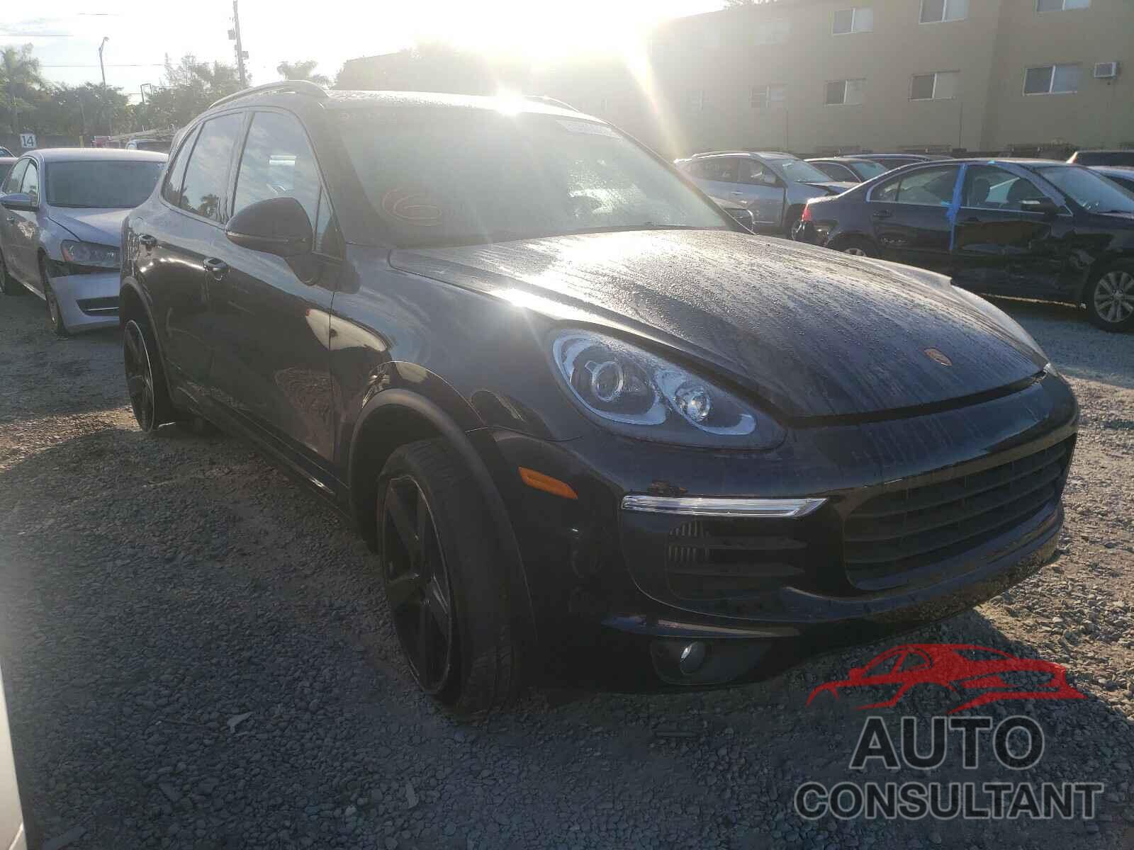 PORSCHE CAYENNE 2017 - WP1AB2A24HLA51813