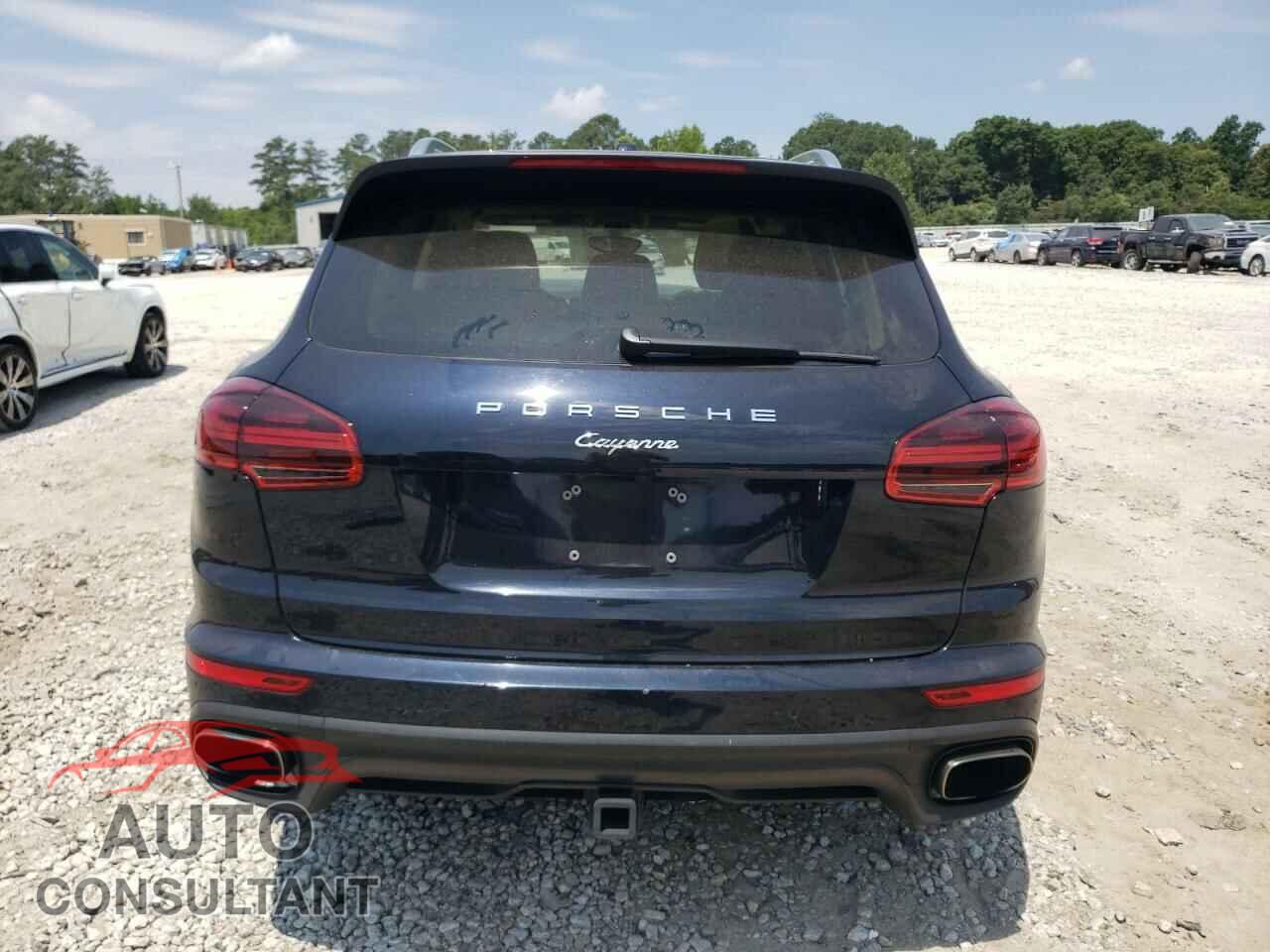 PORSCHE CAYENNE 2016 - WP1AA2A21GLA08662