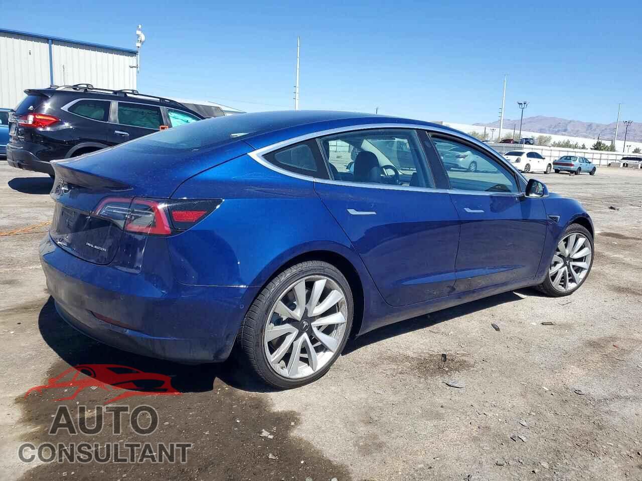 TESLA MODEL 3 2018 - 5YJ3E1EB9JF063907
