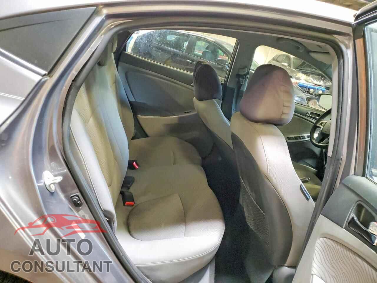 HYUNDAI ACCENT 2013 - KMHCU4AE8DU489745