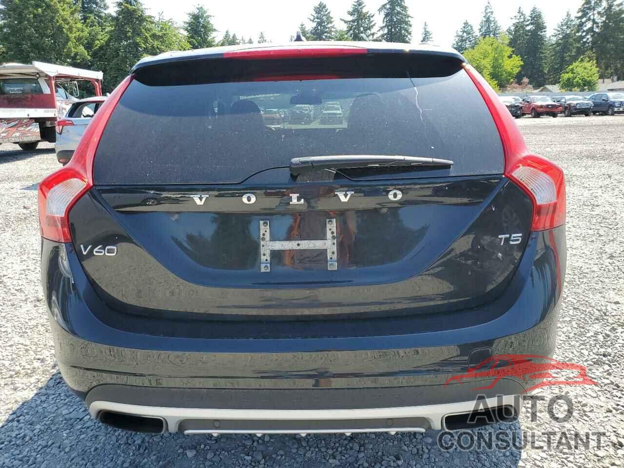 VOLVO V60 2018 - YV440MWK9J2054076