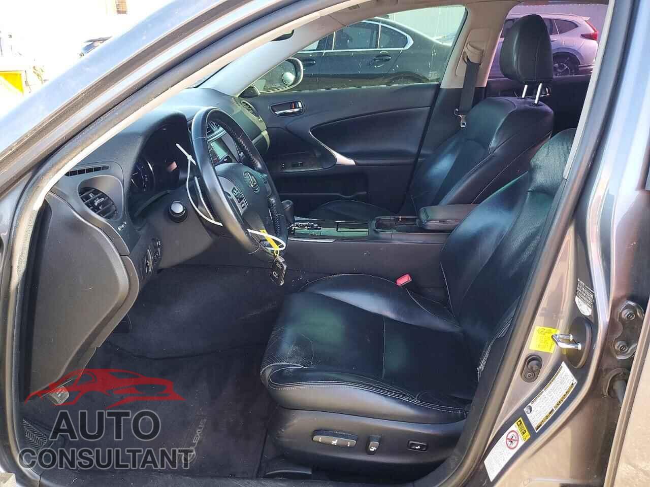 LEXUS IS 2012 - JTHBF5C26C5179023