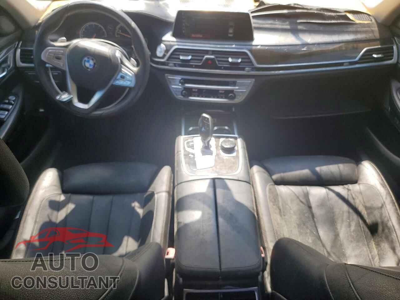 BMW 7 SERIES 2017 - WBA7E2C55HG740100