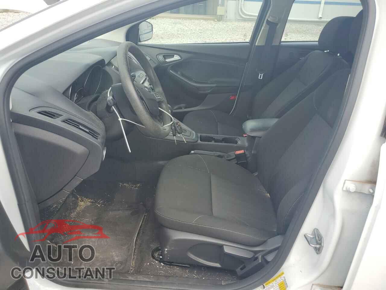 FORD FOCUS 2017 - 1FADP3H2XHL345928