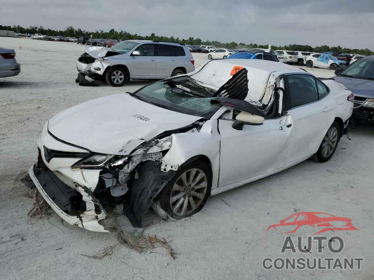TOYOTA CAMRY 2019 - 4T1B11HK6KU270214