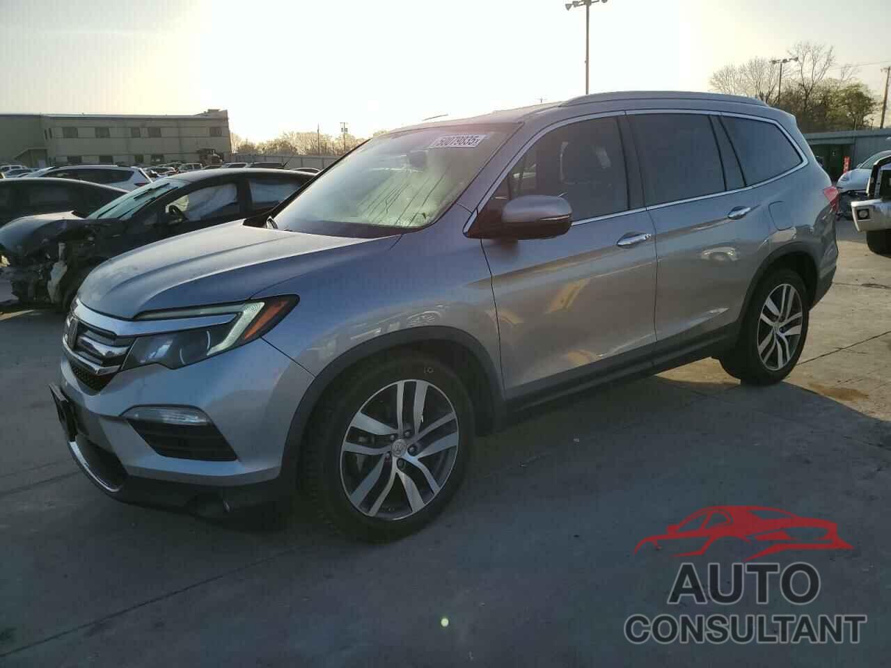 HONDA PILOT 2018 - 5FNYF5H97JB025787