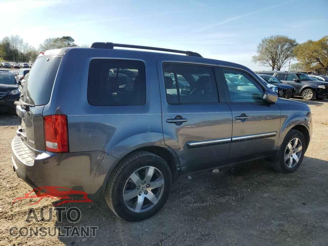 HONDA PILOT 2015 - 5FNYF3H93FB010229
