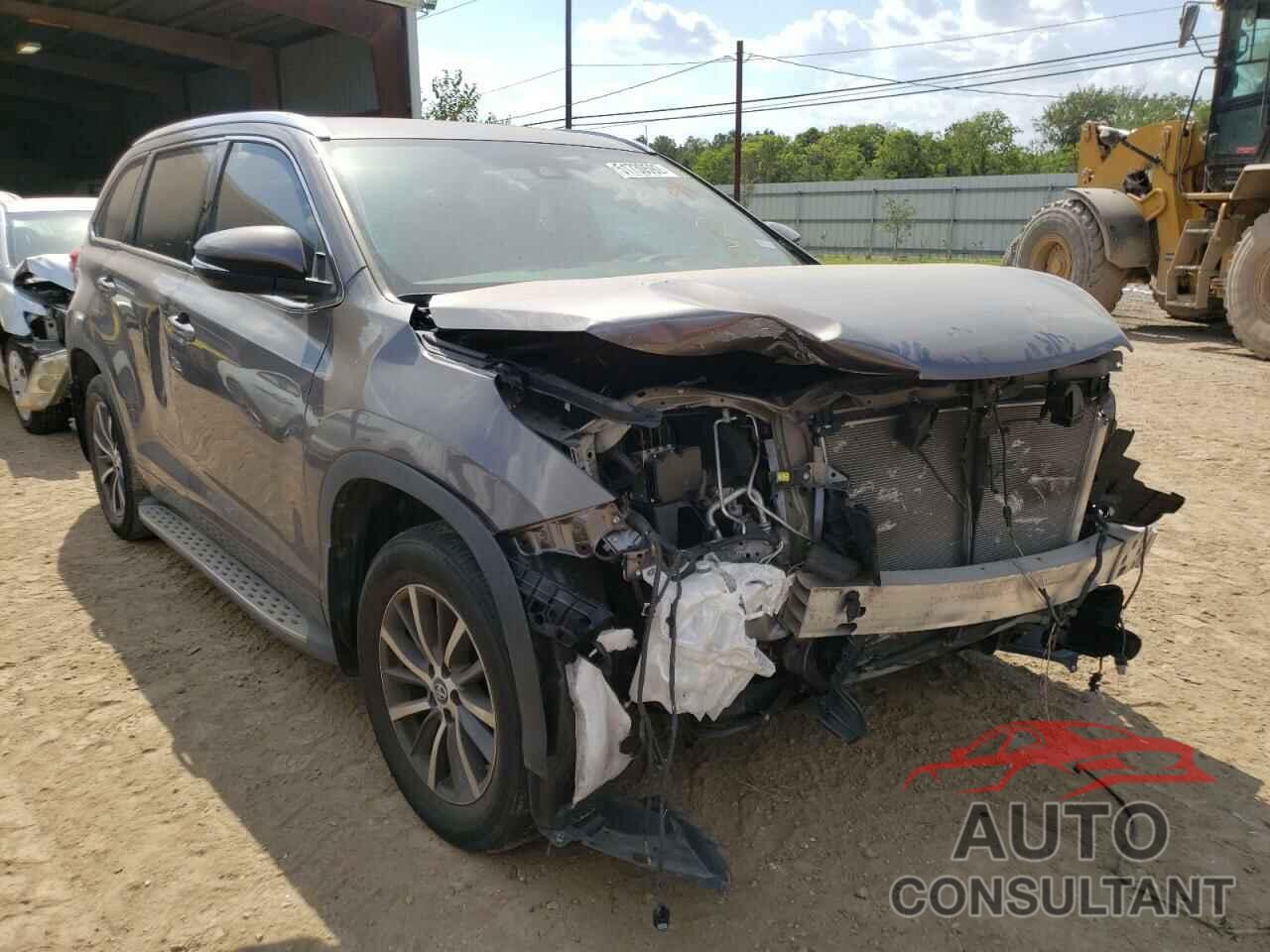 TOYOTA HIGHLANDER 2018 - 5TDKZRFH8JS538301