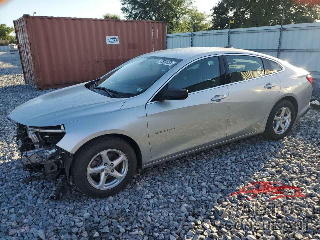 CHEVROLET MALIBU 2017 - 1G1ZB5ST8HF290267