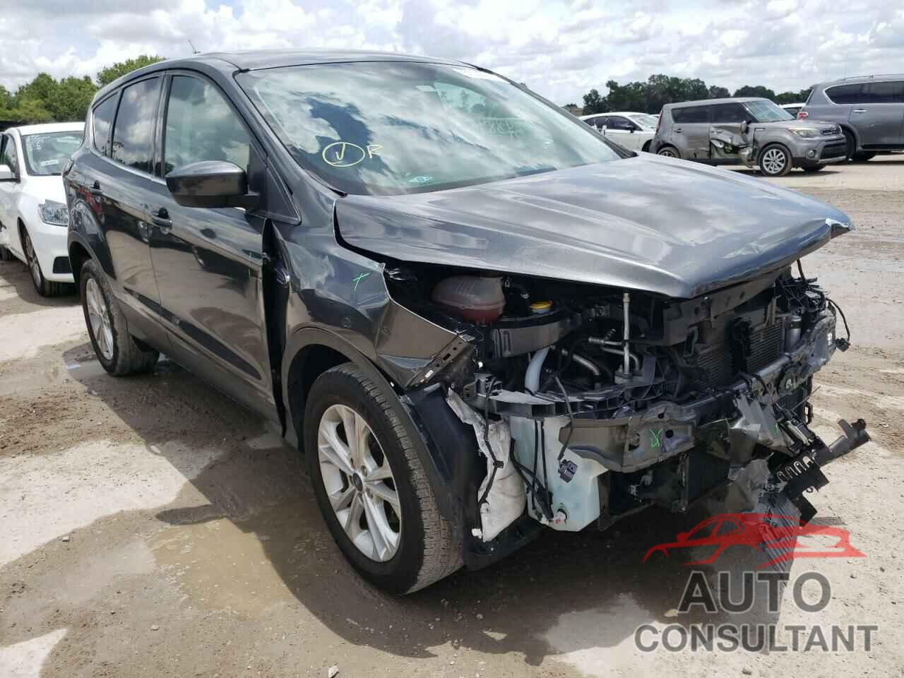 FORD ESCAPE 2017 - 1FMCU0GD4HUE64886