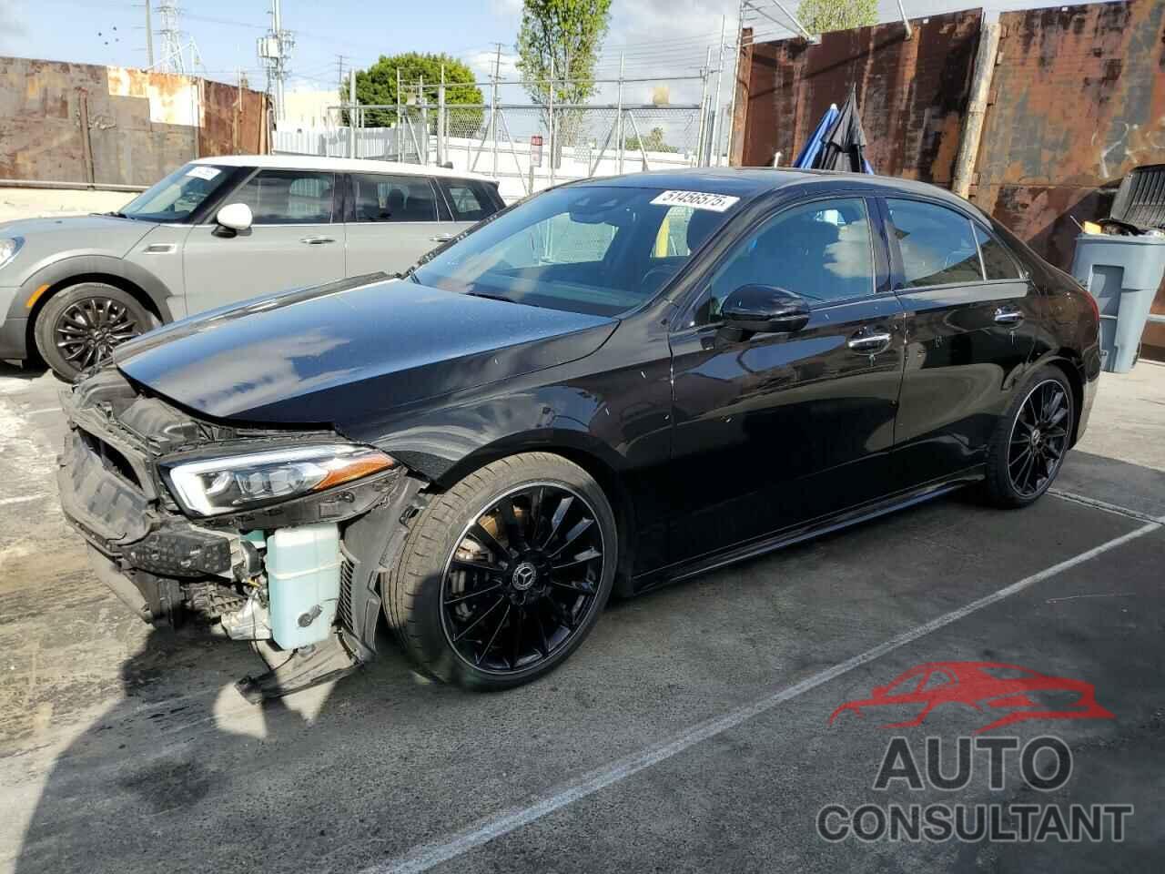 MERCEDES-BENZ A-CLASS 2019 - WDD3G4EB6KW005641