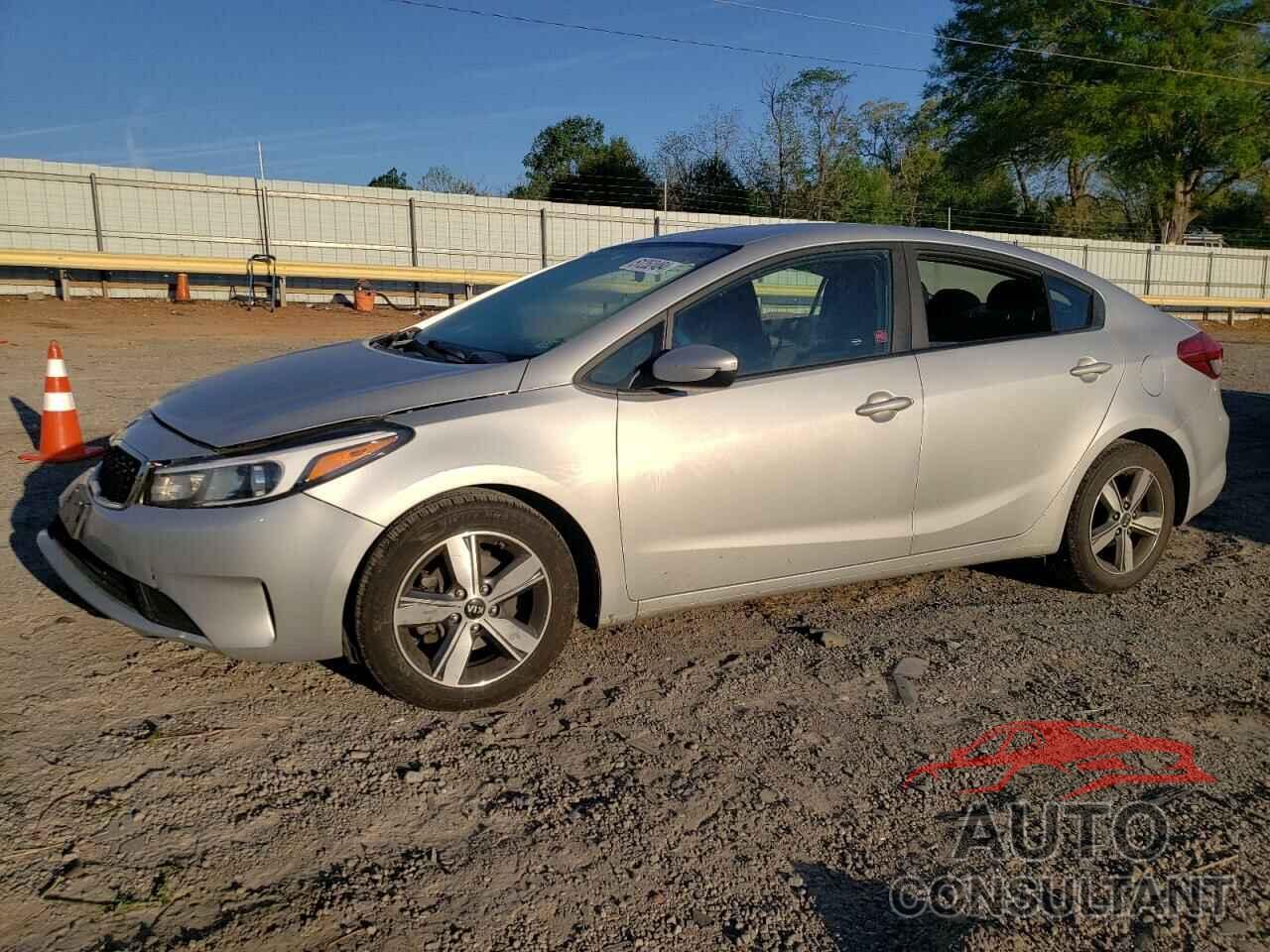 KIA FORTE 2018 - 3KPFL4A74JE244702