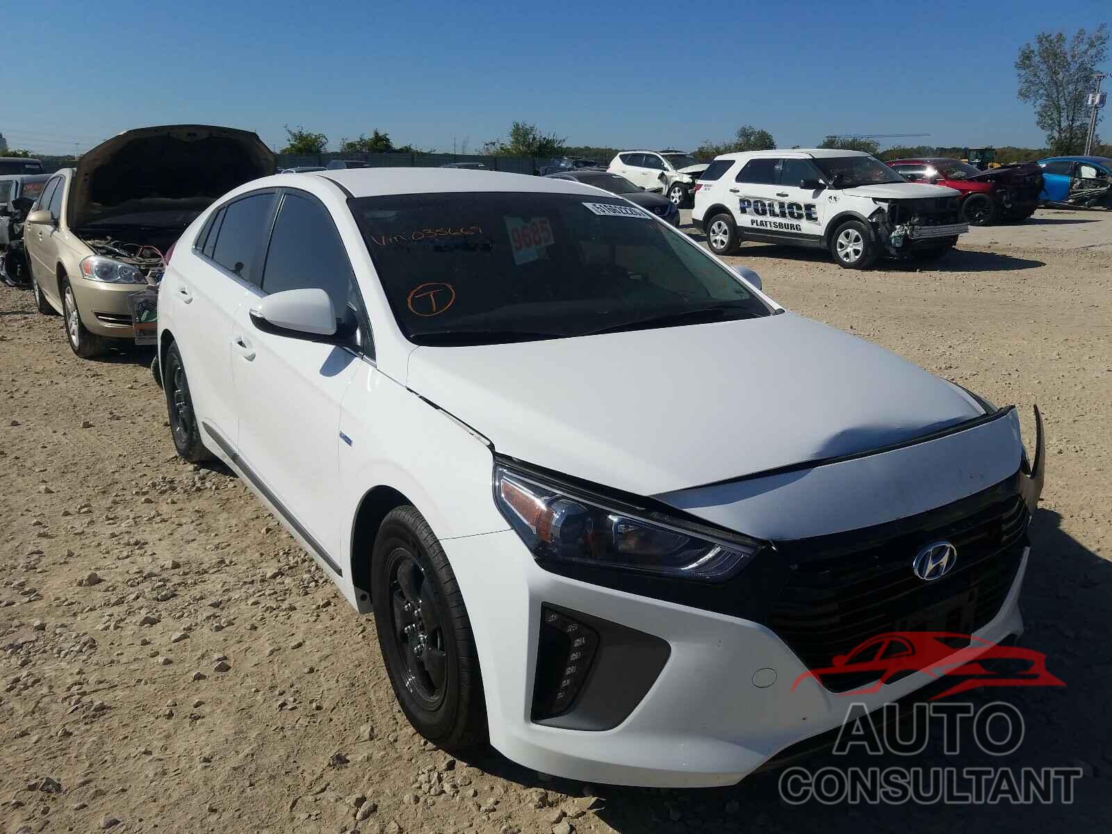 HYUNDAI IONIQ 2017 - KMHC75LC8HU035669