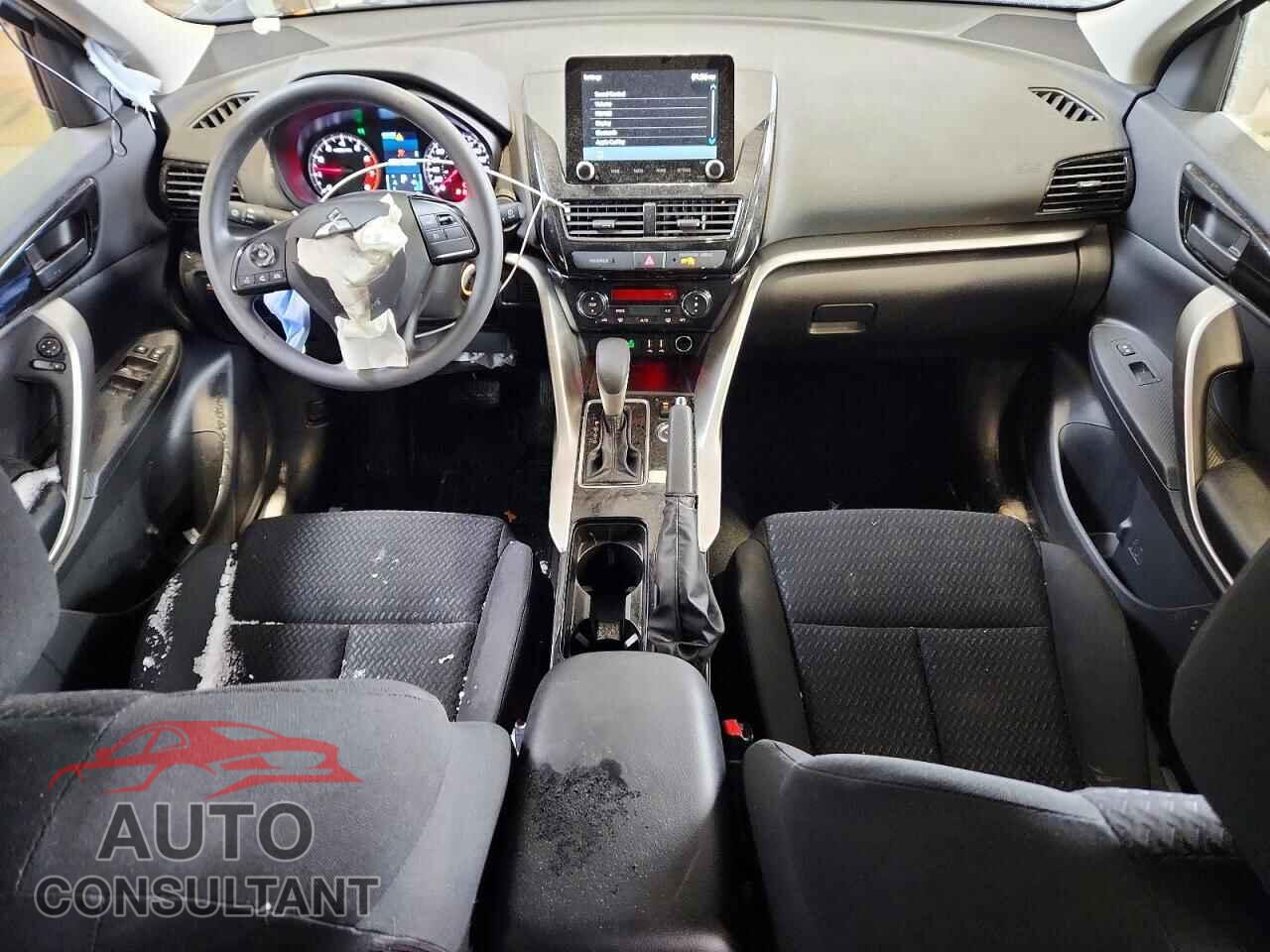 MITSUBISHI ECLIPSE 2025 - JA4ATUAA1SZ611772