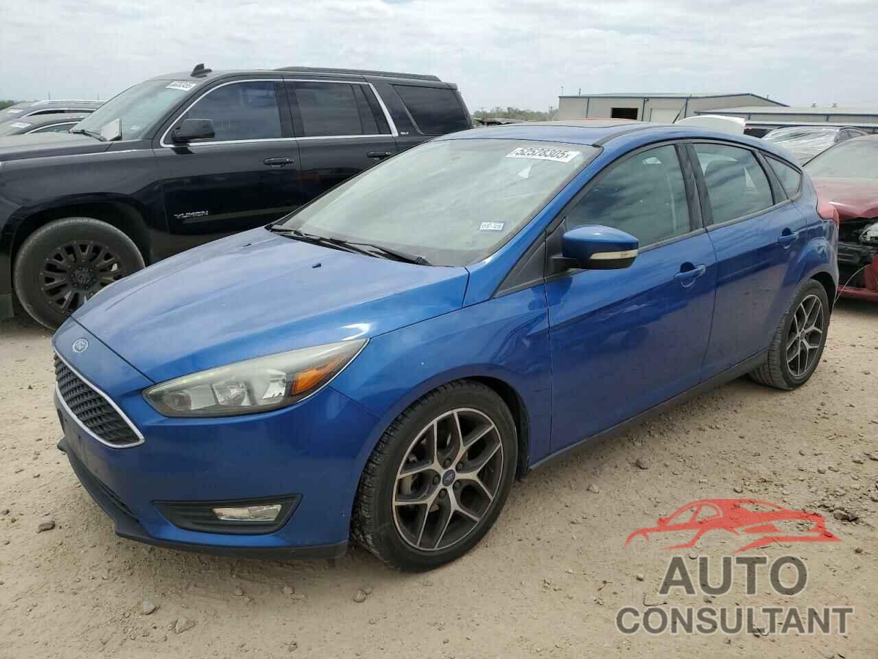 FORD FOCUS 2018 - 1FADP3M23JL323751