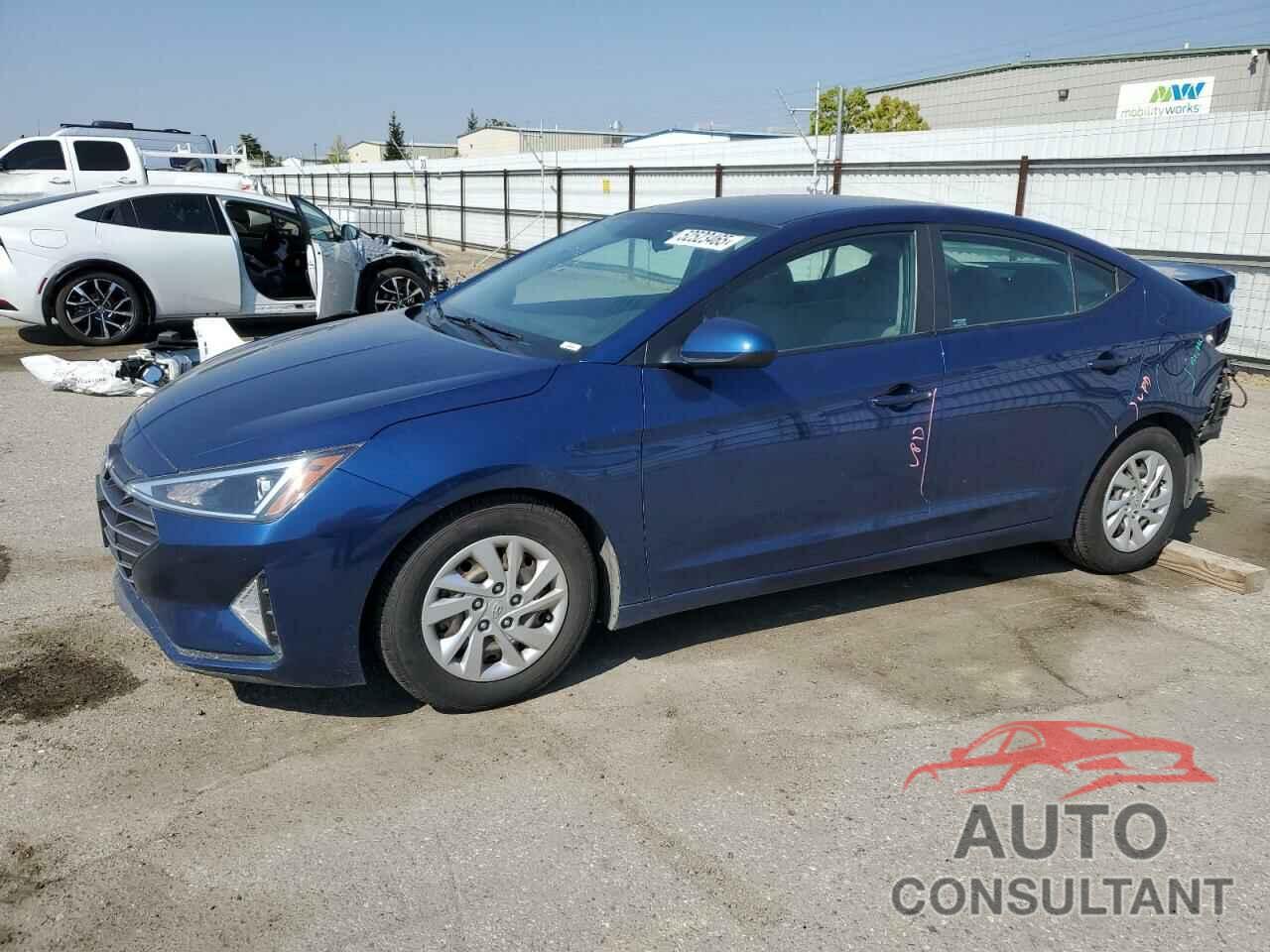 HYUNDAI ELANTRA 2019 - 5NPD74LF8KH455088