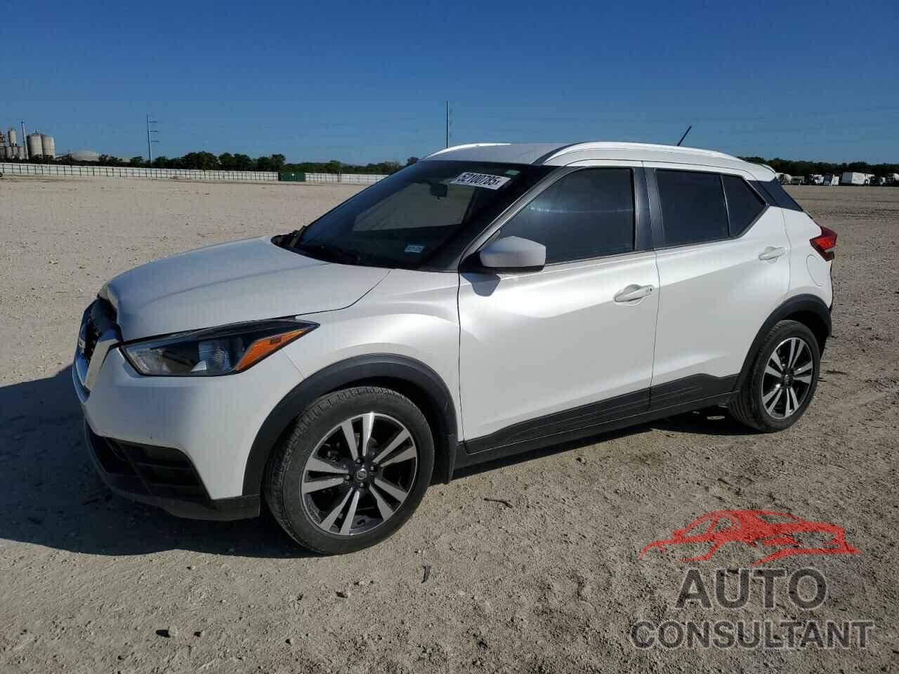 NISSAN KICKS 2018 - 3N1CP5CU2JL538095