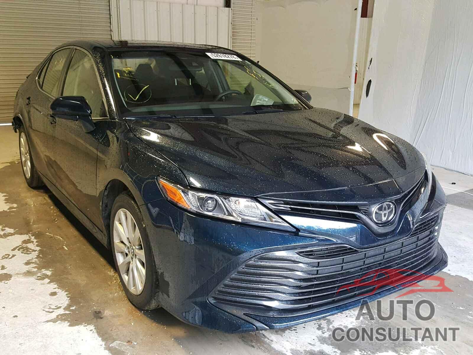 TOYOTA CAMRY 2018 - JTNB11HK3J3024273