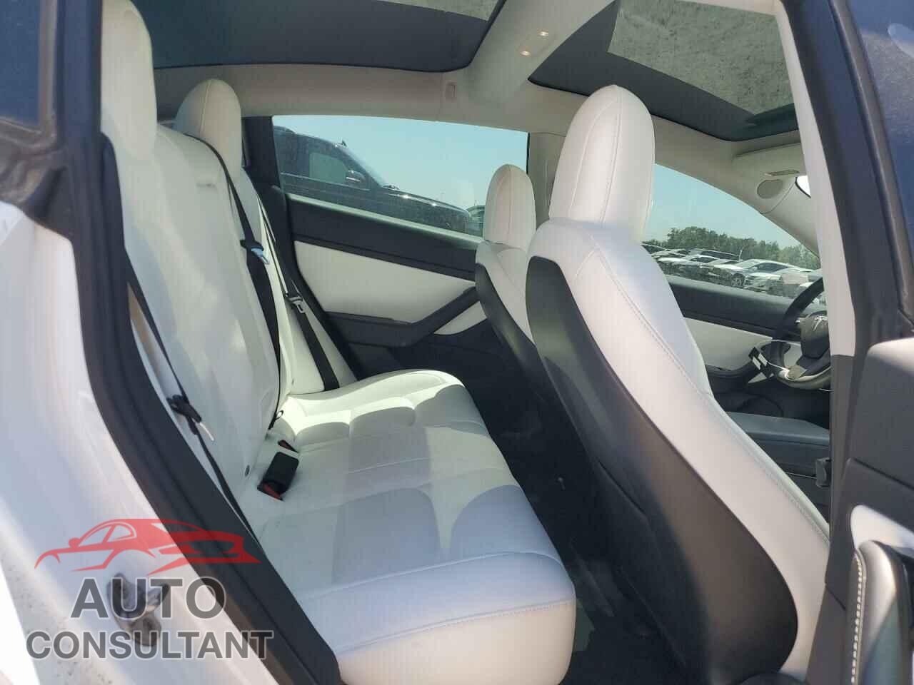 TESLA MODEL 3 2020 - 5YJ3E1EA5LF599280