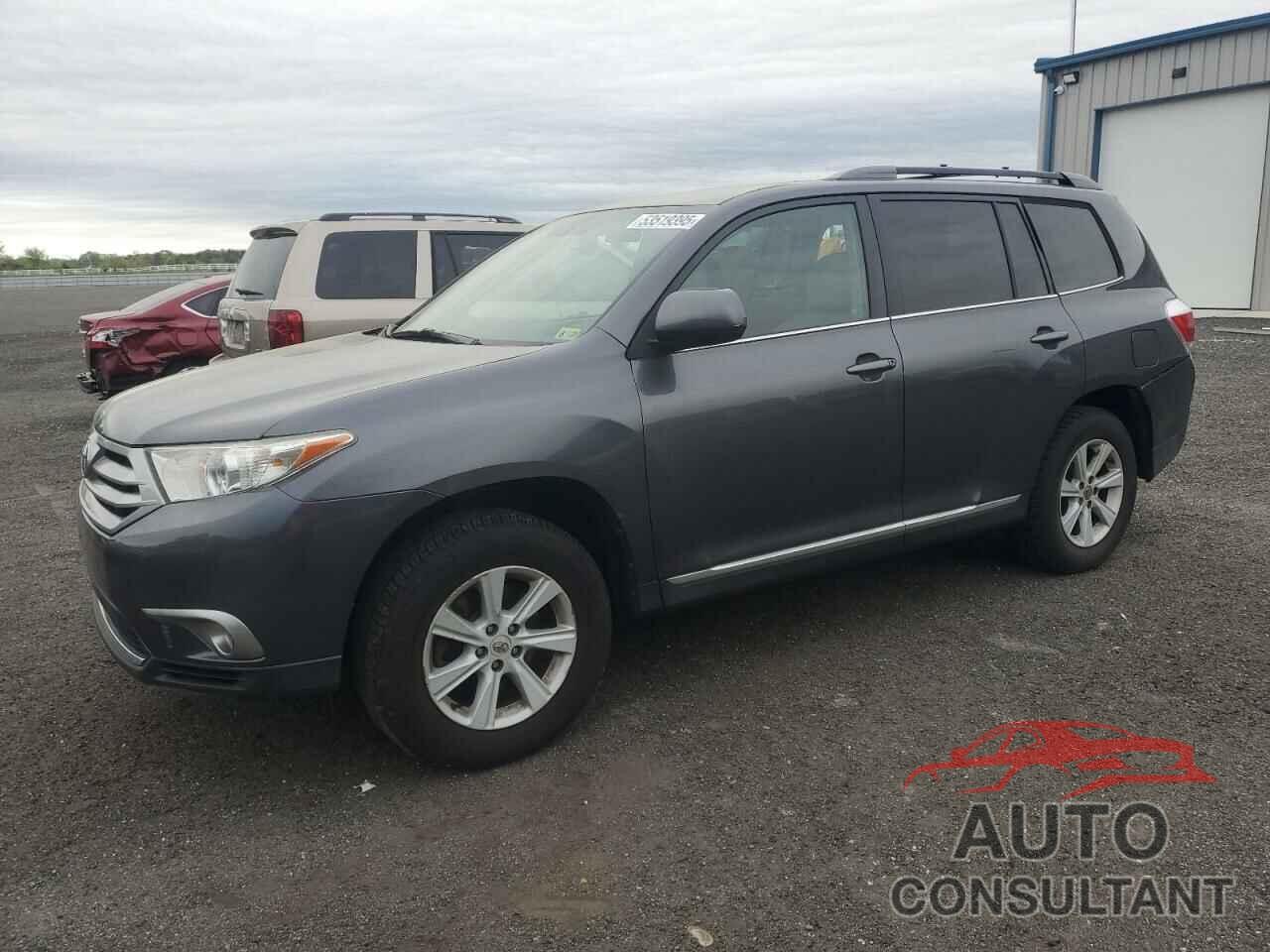 TOYOTA HIGHLANDER 2013 - 5TDBK3EH3DS205365
