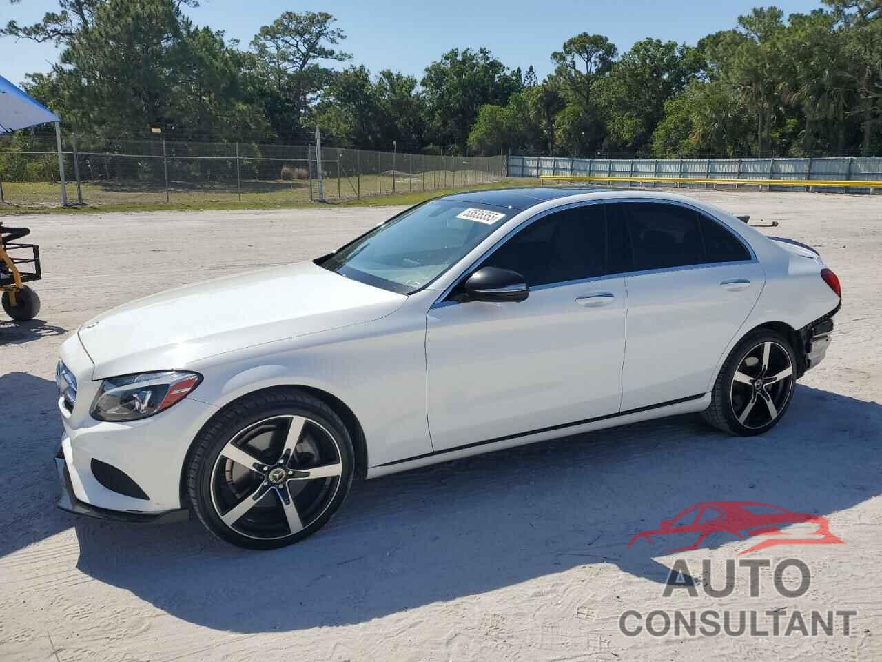 MERCEDES-BENZ C-CLASS 2015 - 55SWF4KB2FU070364