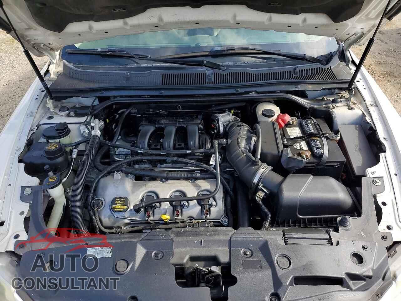 FORD TAURUS 2011 - 1FAHP2FW1BG118564