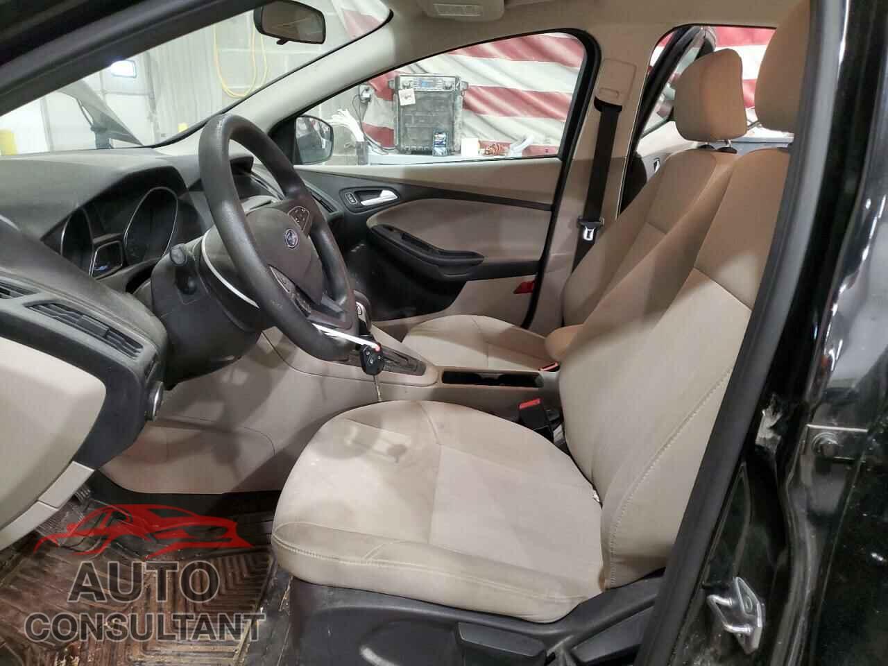 FORD FOCUS 2017 - 1FADP3F26HL225076