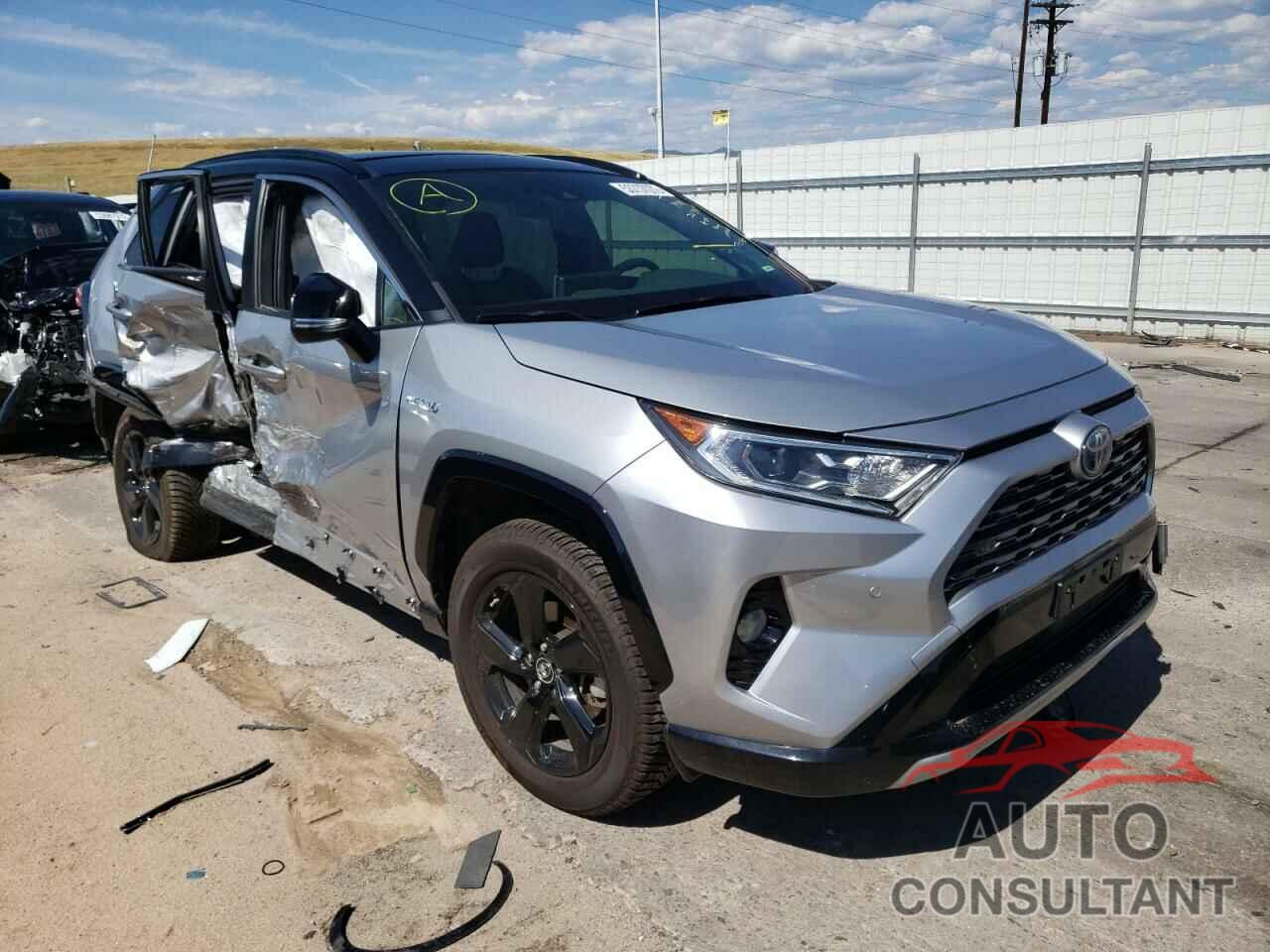 TOYOTA RAV4 2019 - JTMEWRFV5KJ010502