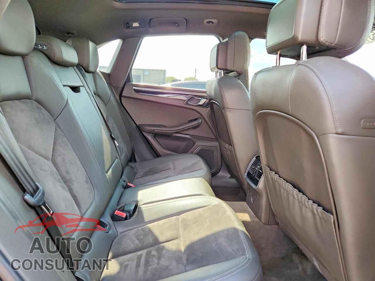 PORSCHE MACAN 2017 - WP1AA2A51HLB82288